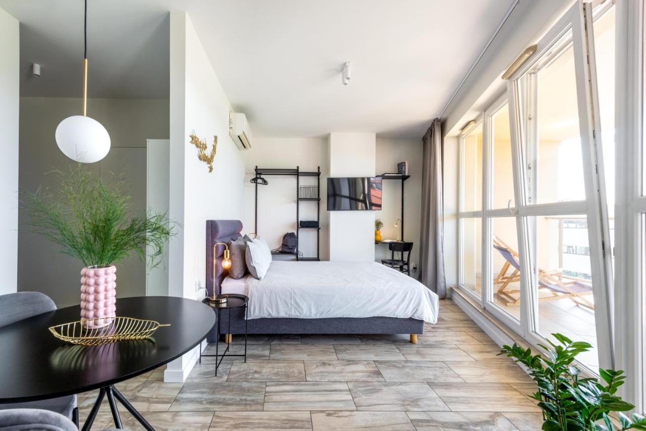 Apartamenty-Wroc Old Town Residence ヴロツワフ エクステリア 写真